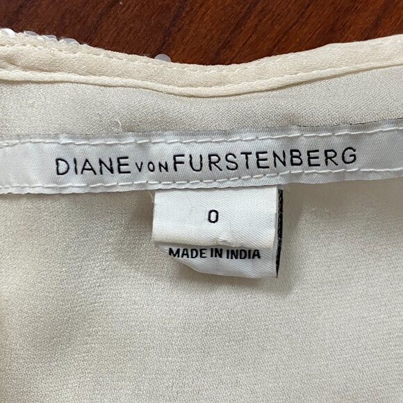 Diane Von Fursetenberg DVF Sequin Wrap Dress 0 - Picture 5 of 8